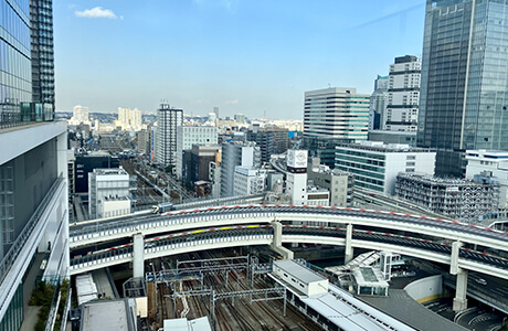 京急本線 神奈川駅 徒歩3分の好立地です